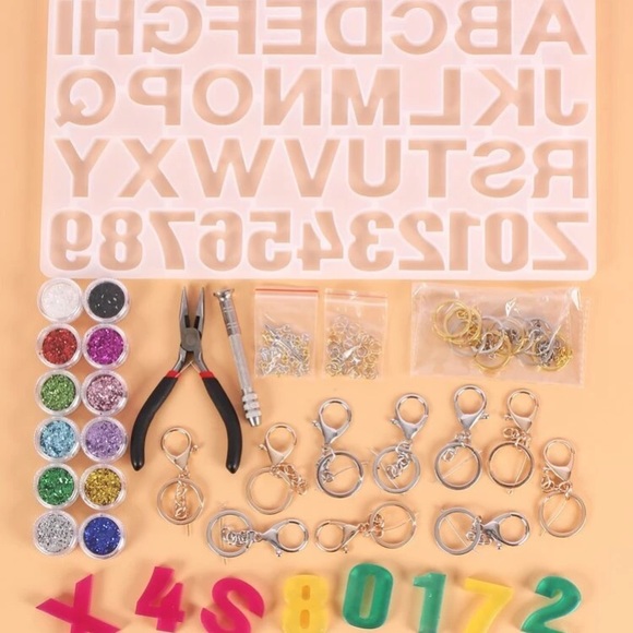 117pc Alphabet Mold Set - Picture 1 of 7